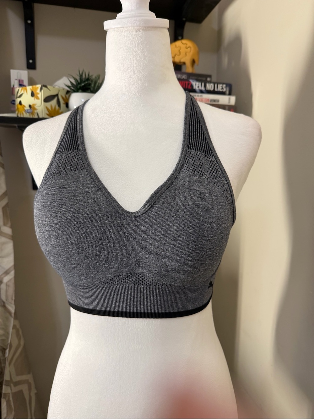 PUMA Seamless Gray V-Neck Support Sports Bra - Women Intimates & Sleepwear